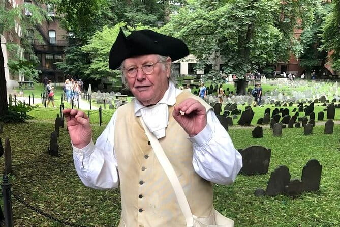 Private 1.5-Hour Freedom Trail Walking Tour with Costumed Guide - Authenticity and Expert Guides