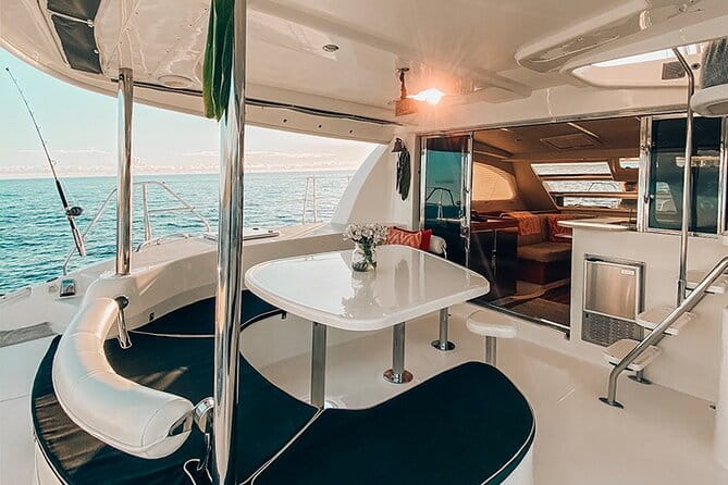 Private Oahu Sunset Charter with Tasting and Drinks - FAQs