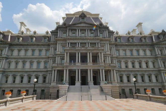 Private Washington DC Full Day Tour for up to 10 Guests - Practical Tips for Travelers
