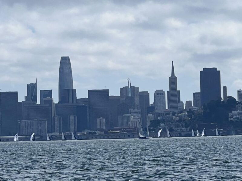 SAN FRANCISCO: (2hr) PRIVATE Sailing Experience 6 Guests - Authentic Experiences and Authentic Views
