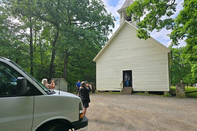 Smoky Mtn Cades Cove, RR/Logging Museum-Foothills Pky Spring Tour - Authentic Experiences and Genuine Praise