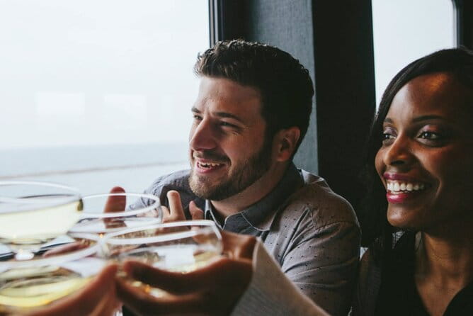 Spirit of Philadelphia Signature Dinner Cruise with Buffet - FAQs