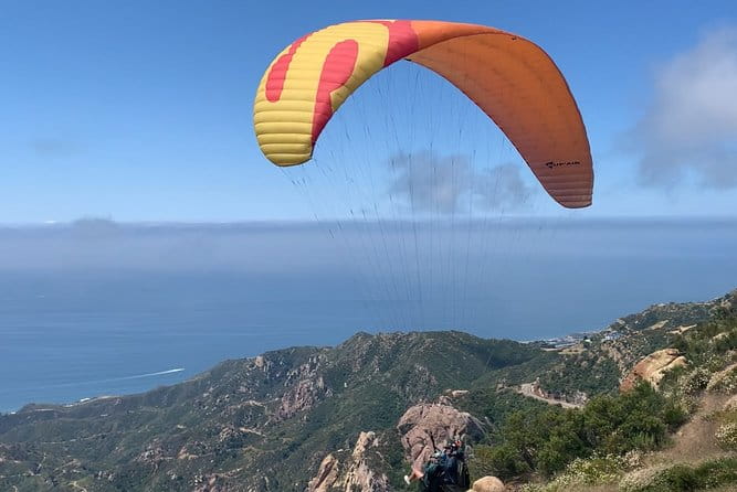 Tandem Paragliding flight with instructor in Malibu - Who Should Consider This Tour?