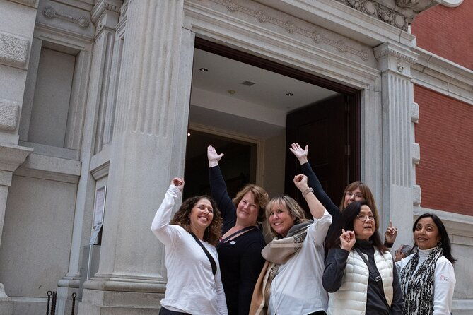 The Art of Stories: A Literary Tour in the Metropolitan Museum - The Sum Up