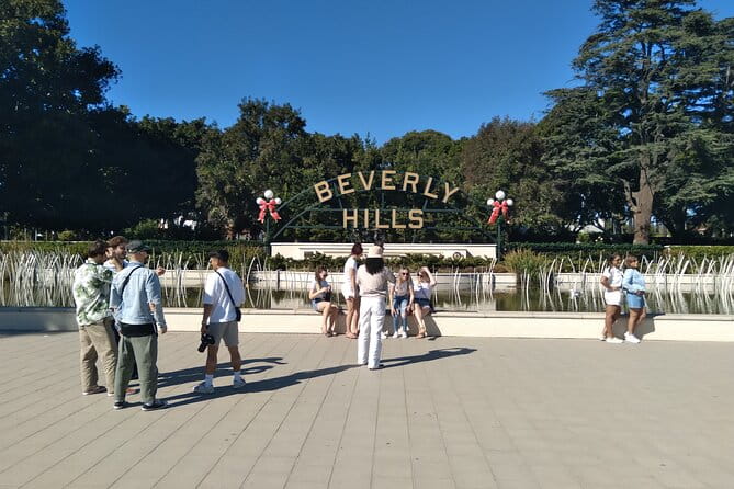 5 Hour Hollywood and Beverly Hills Shared Tour with 4 Stops - The Itinerary Breakdown: What You Can Expect