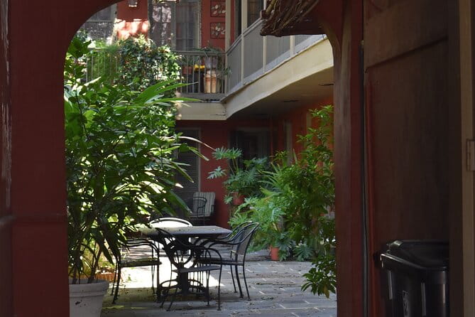 45 Minute Highlights Tour of the French Quarter - French Market: Food and Souvenirs