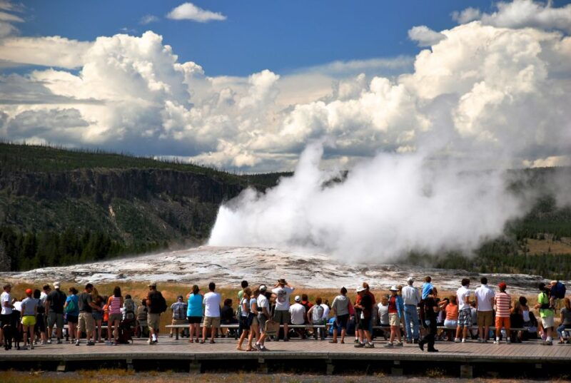 7-Day Yellowstone National Park Rocky Mountain Explorer - What We Think About the Cost and Value