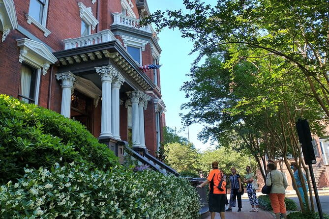 Botanical Tour (by Walk With Me Savannah Tours) - FAQ