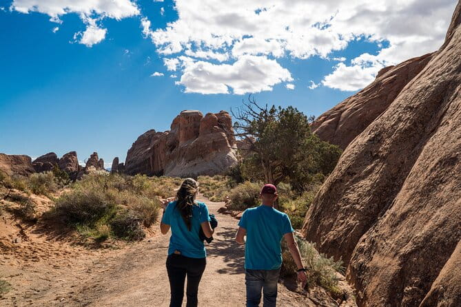 Full-Day Audio Driving Tour of Arches National Park - Practical Details and Tips
