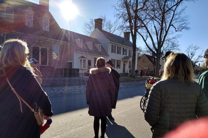 Guided Colonial Christmas Tour in Williamsburg - The Sum Up