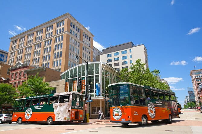 Hop-On Hop-Off 21 Stop Trolley Tour + Arlington Cemetery - FAQ
