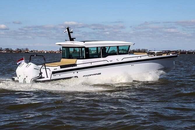 Key West Private Luxury Charter Rental: Boat Rental with Captain - FAQ