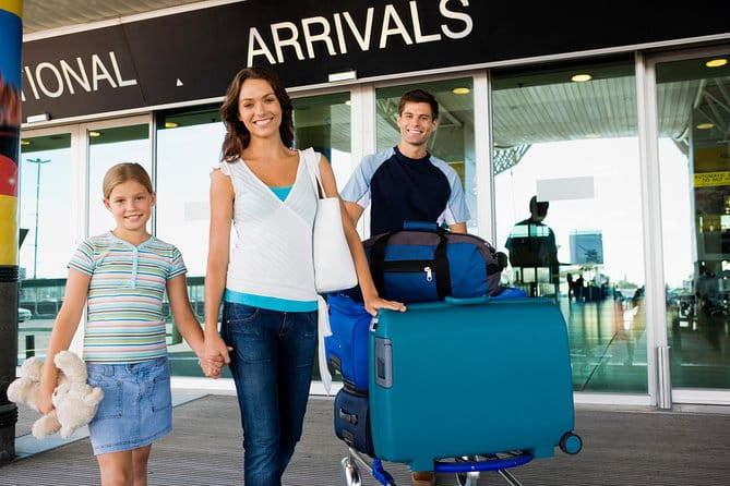 Las Vegas Private Airport Roundtrip Transfer - The Experience: From Airport to Hotel