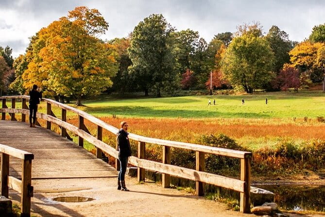 Lexington & Concord 3 hour private tour from Boston, groups 1-4 - What the Tour Includes and Excludes
