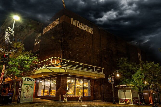 Madison Ghosts: Haunts, Spirits, and Poltergeists Walking Tour - The Sum Up