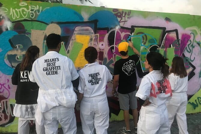 Master Graffiti Class - Pedro AMOS Galeria - Little River - Who Would Enjoy This Experience?