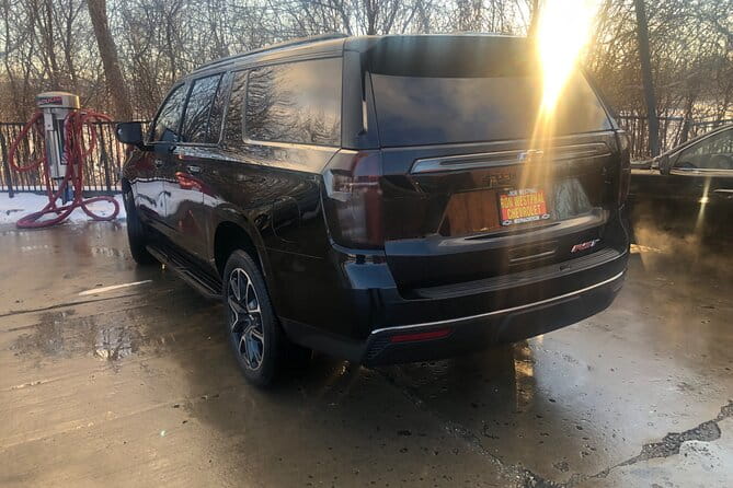 Meet and Greet Private SUV Transfer from ORD to Downtown Chicago - Practical Details and Tips