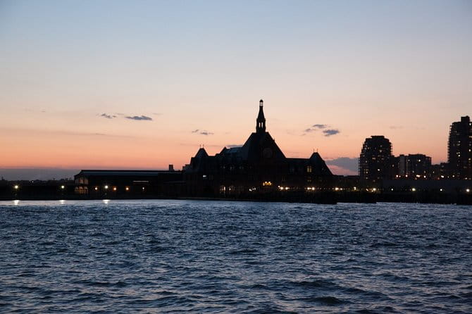 New York Harbor Wine and Jazz Sail aboard Clipper City - FAQ