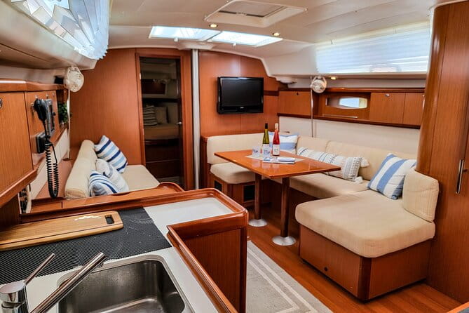 Private Afternoon Sailing/Dolphin & History Tour on 43ft Mystique - Summing Up: Who Will Love This Experience?