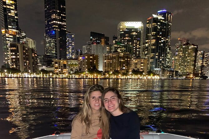 Private Moon-Watch Boat Cruise in Fort Lauderdale - Who Should Consider This Tour?