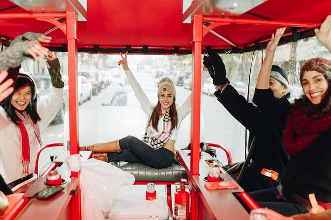 Trolley Pub Holiday Lights Tour in Columbus - FAQ
