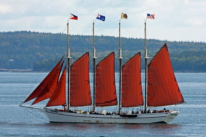 2-Hour Windjammer Sailing Trip in Maine with Licensed Captain - Who Will Love This Tour?