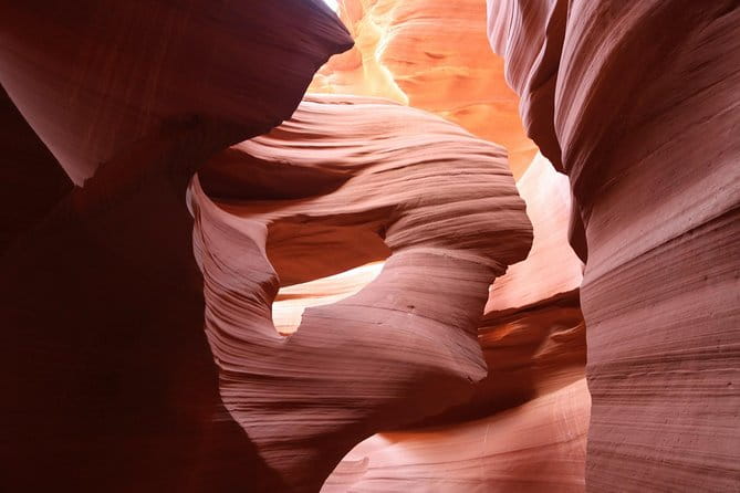 Antelope Canyon Luxury Private Tour from Las Vegas - Who Should Consider This Tour?