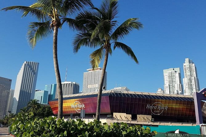 Biscayne Bay and Celebrity Island Homes Boat Tour 90 Minute - FAQs