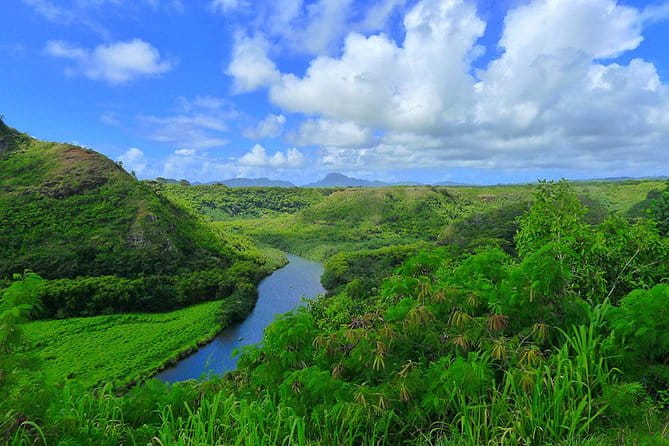 Day Trip from Oahu to Kauai: Waimea Canyon & Wailua River - FAQs