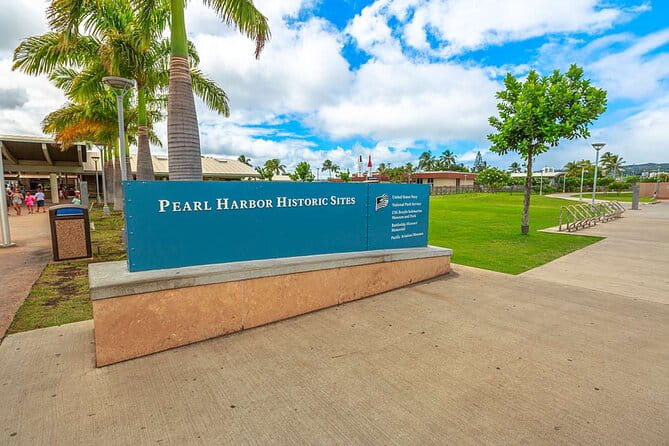Deluxe Arizona Memorial and USS Missouri Battleship Tour - Final Thoughts: Who Is It Best For?