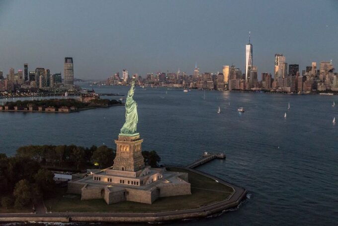 From Westchester: NYC Private Helicopter Tour for Couples - Who Should Consider This Tour?