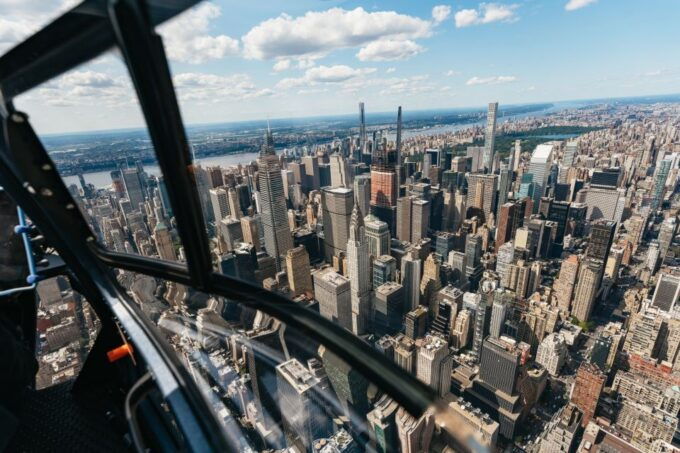From Westchester: Private NYC Helicopter Tour for 2-6 People - Who Should Consider This Tour?