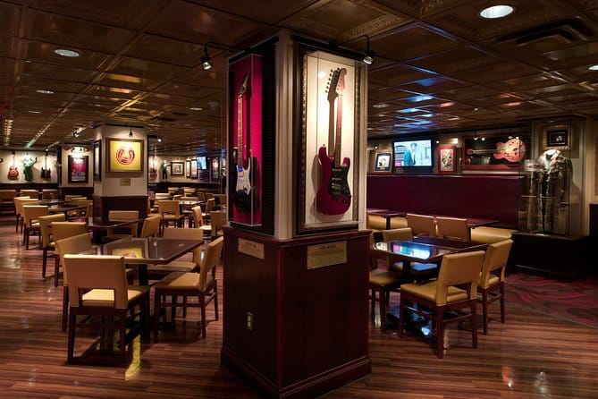Hard Rock Cafe New York Times Square - Who Will Enjoy This Experience Most?