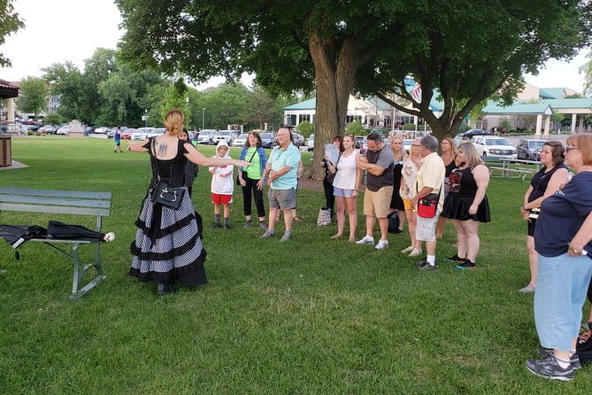 Lake Geneva Ghost Walk - Who Should Consider This Tour?