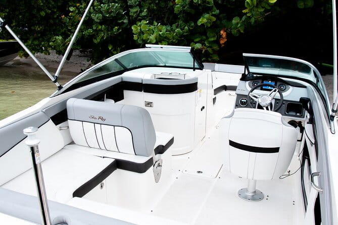Private Romantic Sunset Boat Cruise in Fort Lauderdale! - Who Should Consider This Experience?