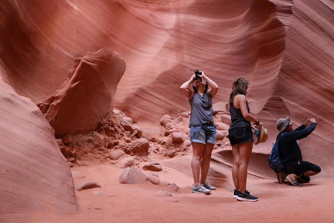 Antelope Canyon Luxury Private Tour from Las Vegas - FAQ