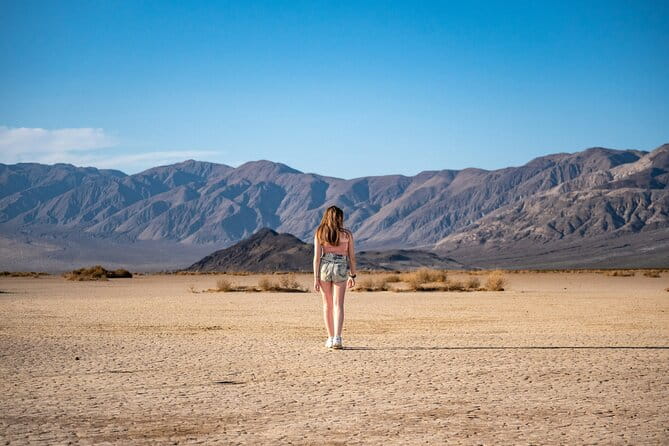 Death Valley Small Group Day Tour with Sunset and Stargazing - In The Sum Up