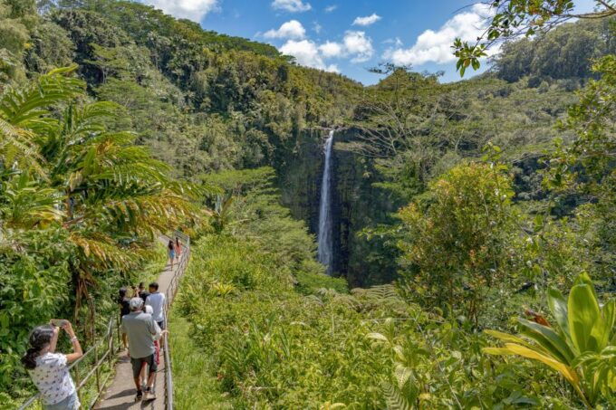 Hawaii: All-Inclusive Volcanoes and Waterfalls Private Tour - FAQs