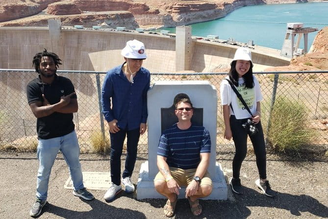 Antelope Canyon & Horseshoe Bend Tour from Las Vegas with Lunch - The Details of the Tour