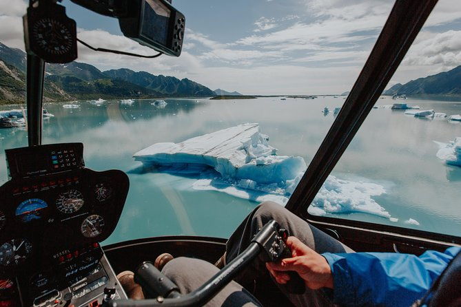 Bear Glacier Scenic Signature Flight - Key Points