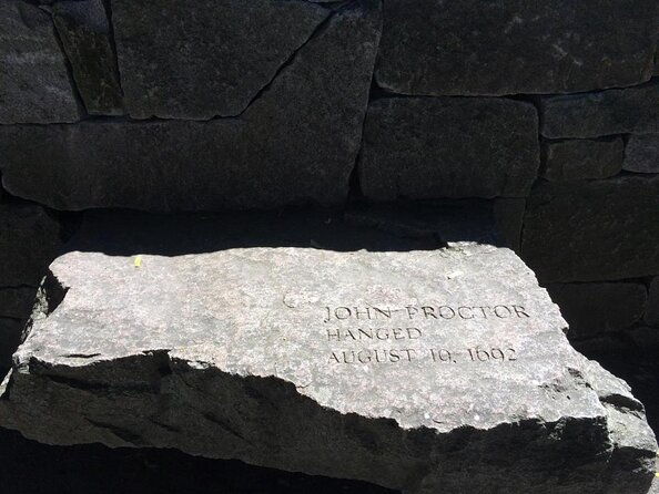 Hauntings, History and Legends Tour in Salem - A Deep Dive into the Salem Hauntings, History and Legends Tour
