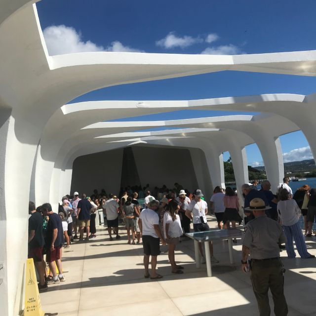 Hawaii: Pearl Harbor and North Shore adventure - Key Points