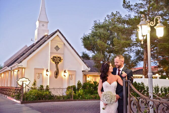 Las Vegas Vow Renewal Package - A Heartfelt Look at the Las Vegas Vow Renewal Package