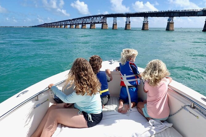 Private Boat Tour of Flagler's Famous Bridges from Big Pine Key - Discovering the Florida Keys Through a Private Bridge Loop Boat Tour