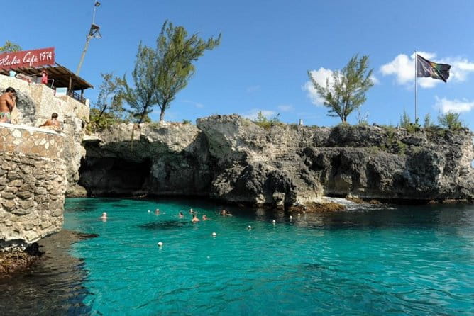 Ricks Cafe Sunset Catamaran & Snorkeling Cruise Negril and Mobay - Key Points