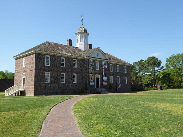 Secrets of Williamsburg - Key Points