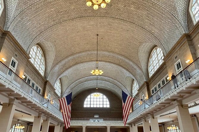 Statue of Liberty & Ellis Island - Exclusive Guided Tour - Key Points