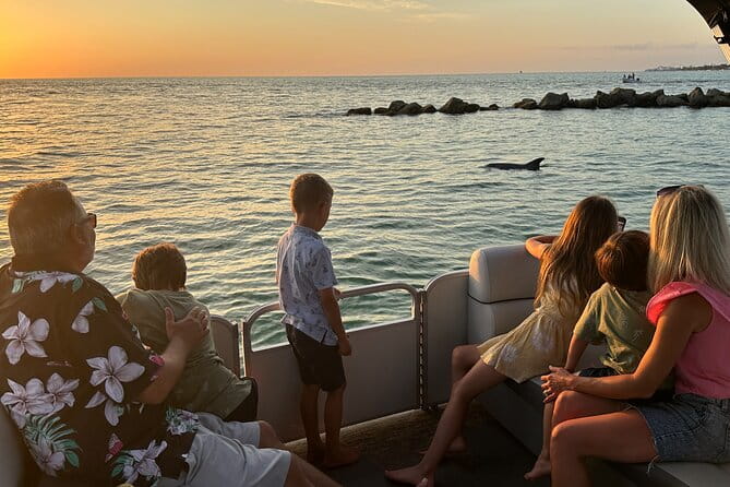 Sunset Tour in Naples Bay on a New Godfrey- All included - Key Points