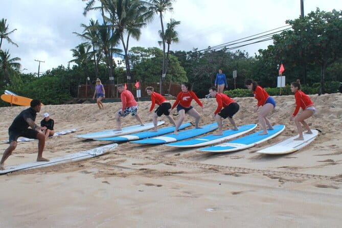 Surf Lessons on the North Shore Great for Families and all Ages - Key Points
