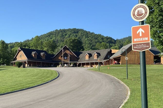 Ticket pass to the Great Smoky Mountains Heritage Center (Self-Guided Tour) - A Closer Look at the Heritage Center Experience
